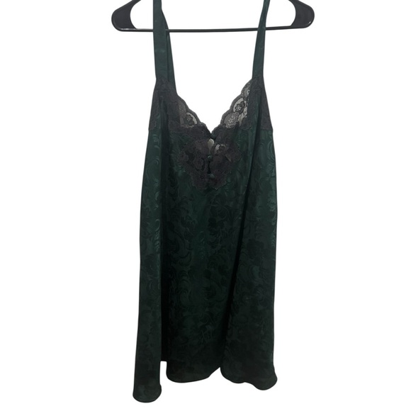 Sopre Vintage Dark Green Floral Nightie Size 18/20 - Picture 1 of 4